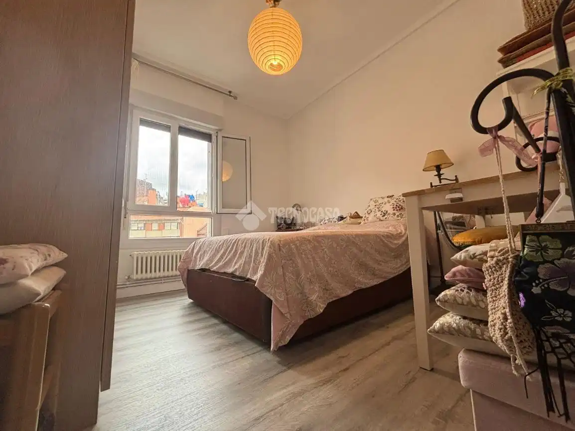 Habitación de Piso en venta en Bilbao  con Calefacción