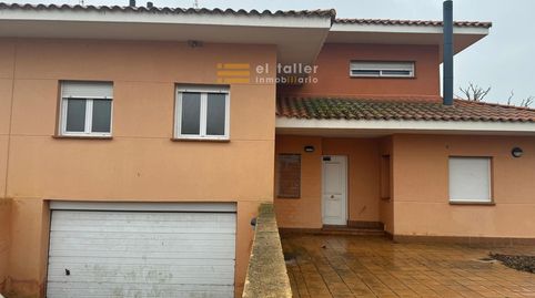 Photo 2 of Single-family semi-detached for sale in Manuel Herrera, Carrascal de Barregas, Salamanca