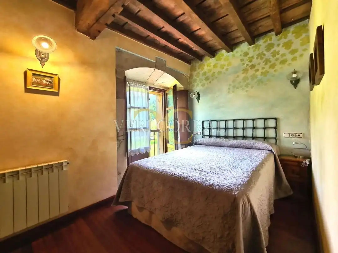 Bedroom of Buildings for sale in Cangas de Onís