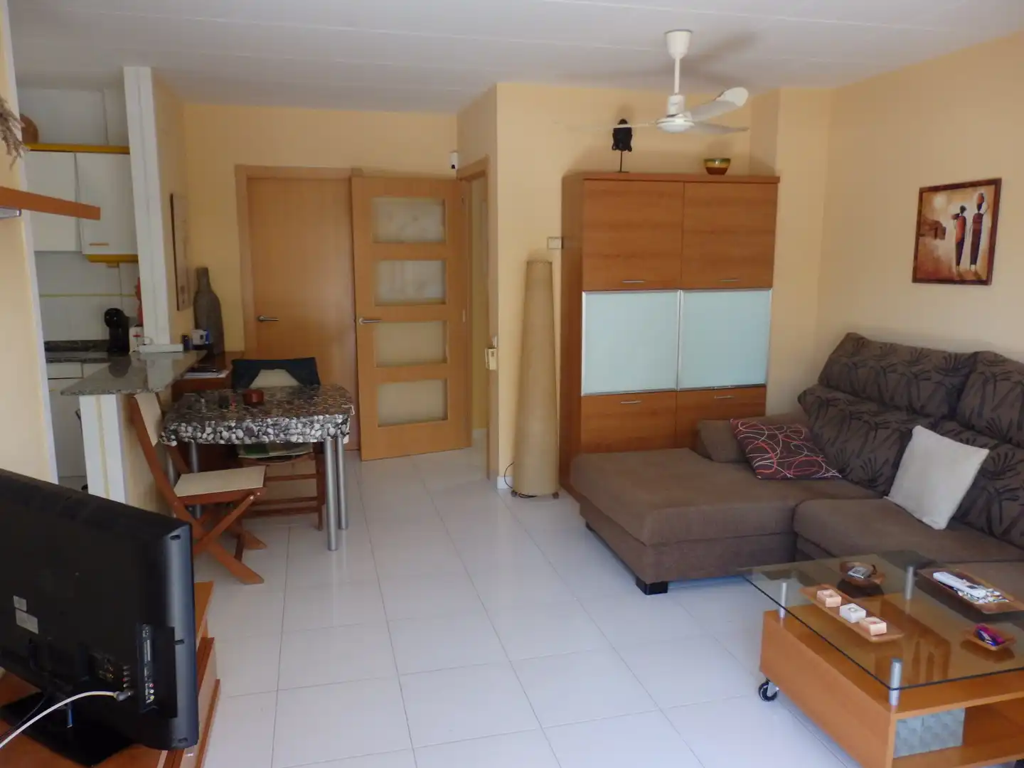 Wohnzimmer von Erdgeschoss zum Verkauf in Mont-roig del Camp mit Klimaanlage, Privatgarten und Terrasse