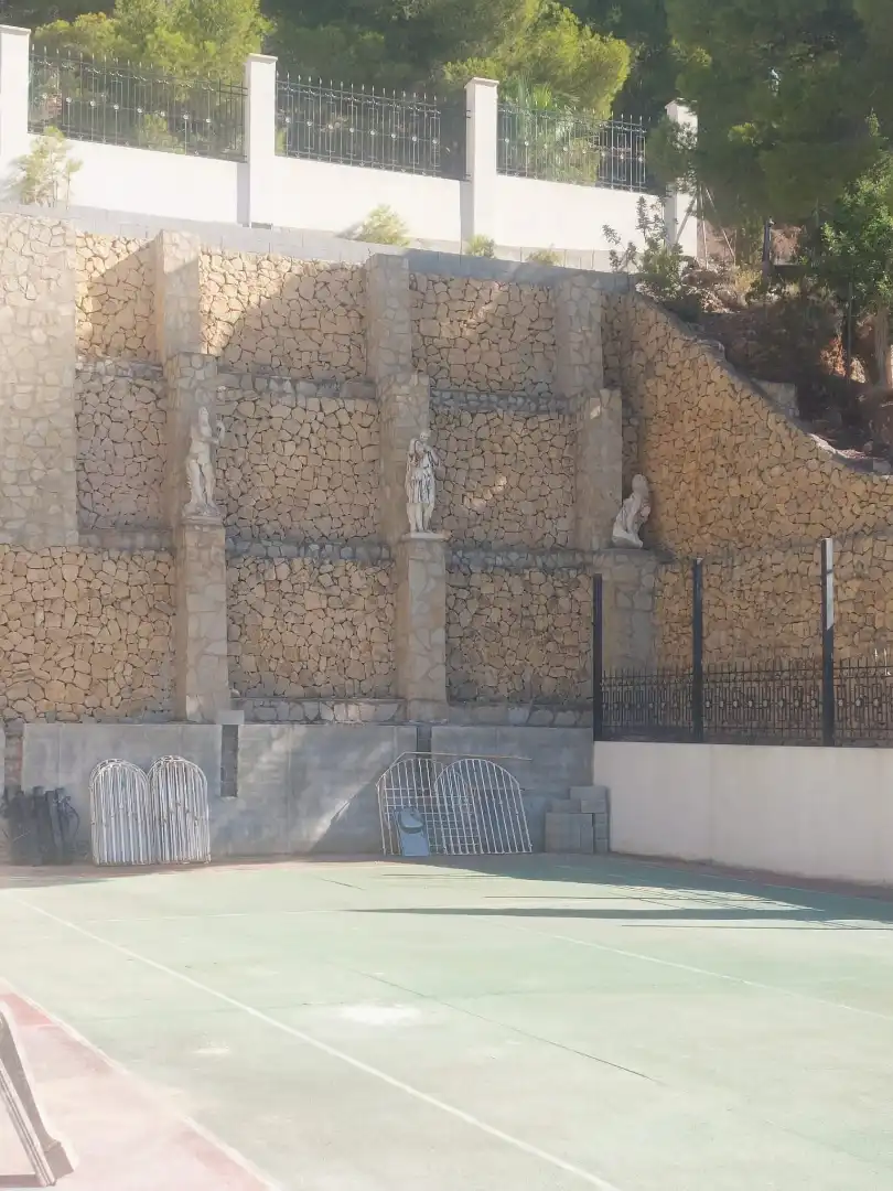 Xalet amb terrassa en venda a Avenida Principal de la Sierra, imagen 3