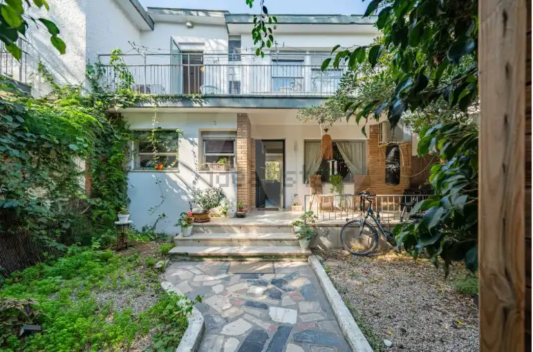 Vista exterior de Casa adosada en venta en Alicante / Alacant con Terraza