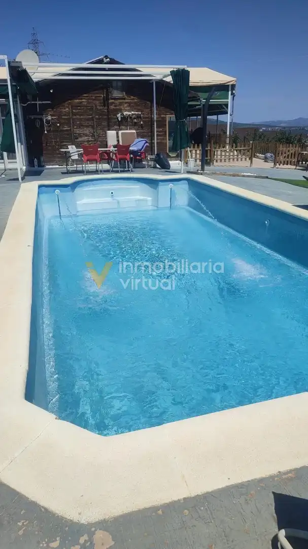 Schwimmbecken von Country house zum Verkauf in Lucena mit Schwimmbad und Möbliert