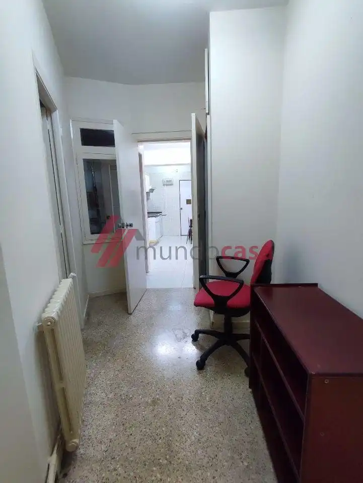 Piso de alquiler en Ferrol con Calefacción, Parquet y Terraza