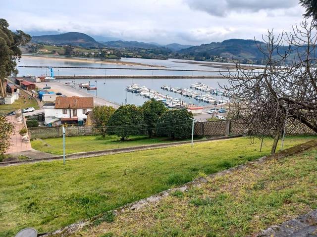 Casa-chalet en Venta en Tazones - Argüero