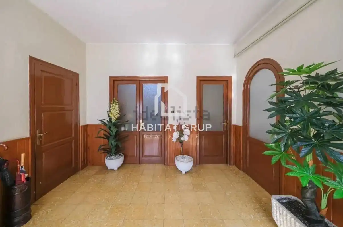 Casa o xalet en venda en Torelló amb Jardí privat i Terrassa