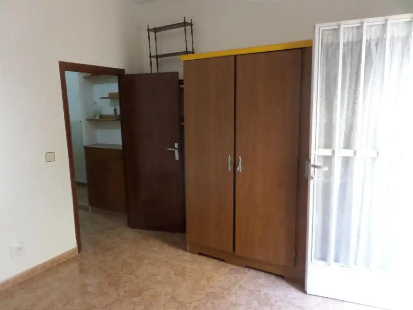 Bedroom of Flat for sale in Berja  with Air Conditioner