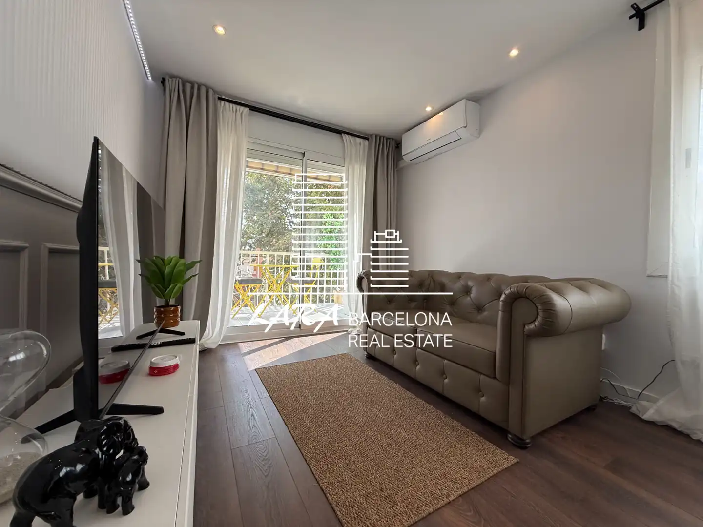 Living room of Flat for sale in Montmar