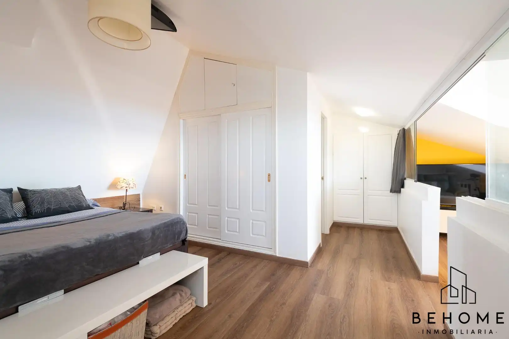 Habitación de Ático en venta en La Alcaidesa con Jardín privado, Terraza y Piscina comunitaria