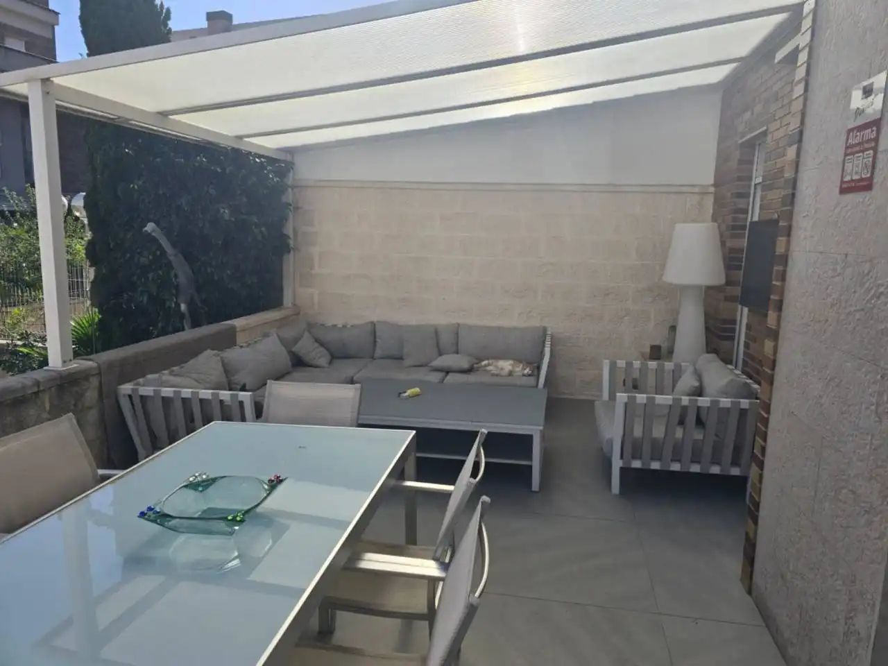 Terrassa de Casa adosada en venda en Castellón de la Plana / Castelló de la Plana amb Aire condicionat, Calefacció i Jardí privat