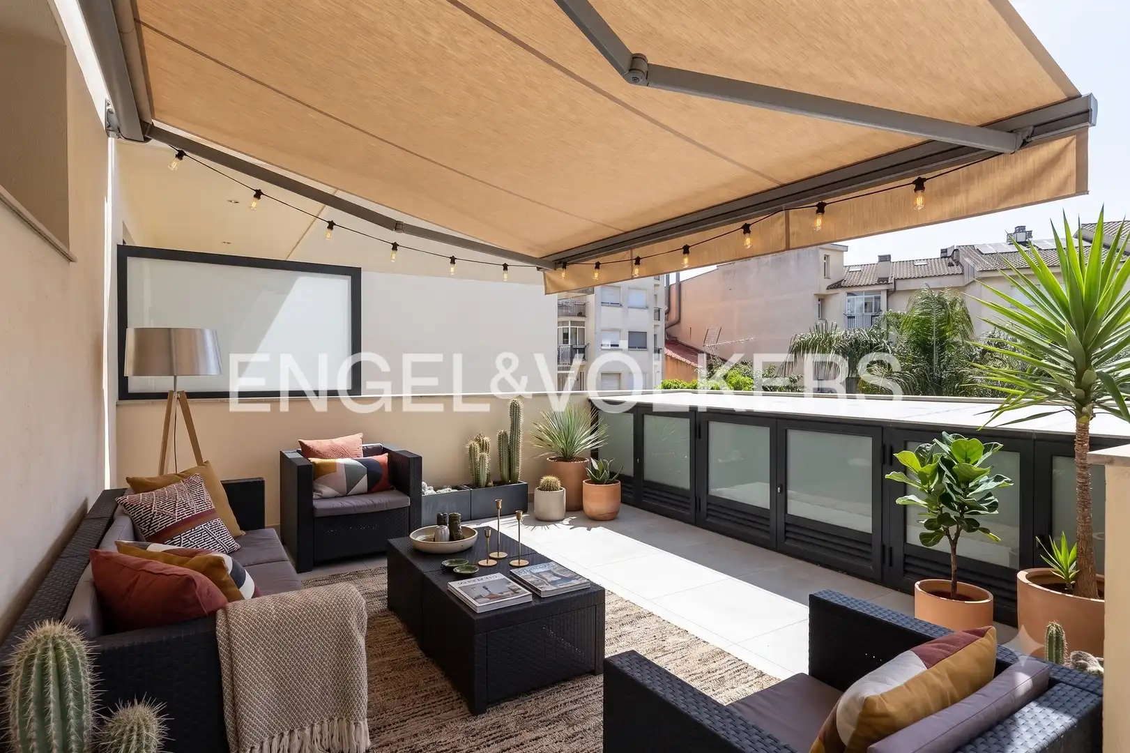 Terraza de Piso en venta en Sant Cugat del Vallès con Aire acondicionado, Calefacción y Jardín privado