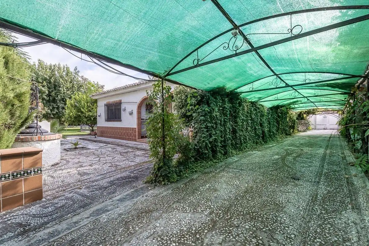 Casa con piscina en venta en Ogíjares, imagen 3