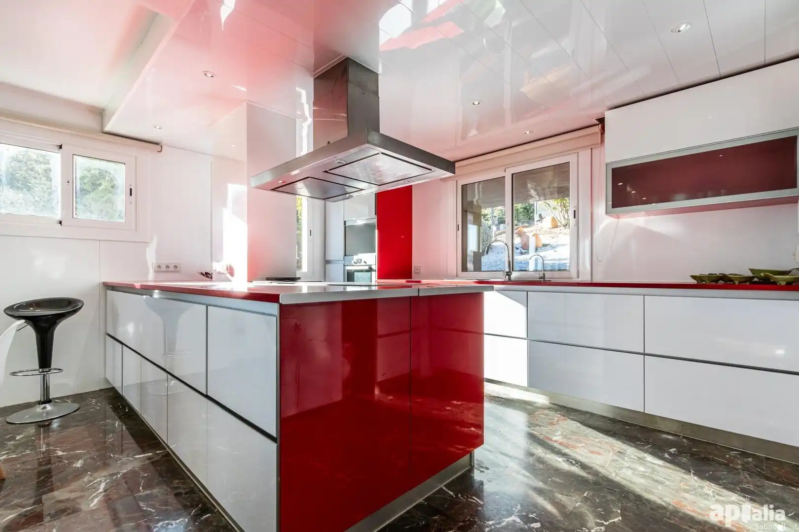 Detached house with terrace for sale in Avenida de Catalunya 36, imagen 16