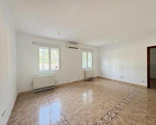 Sala d'estar de Planta baixa de lloguer en  Madrid Capital amb Aire condicionat