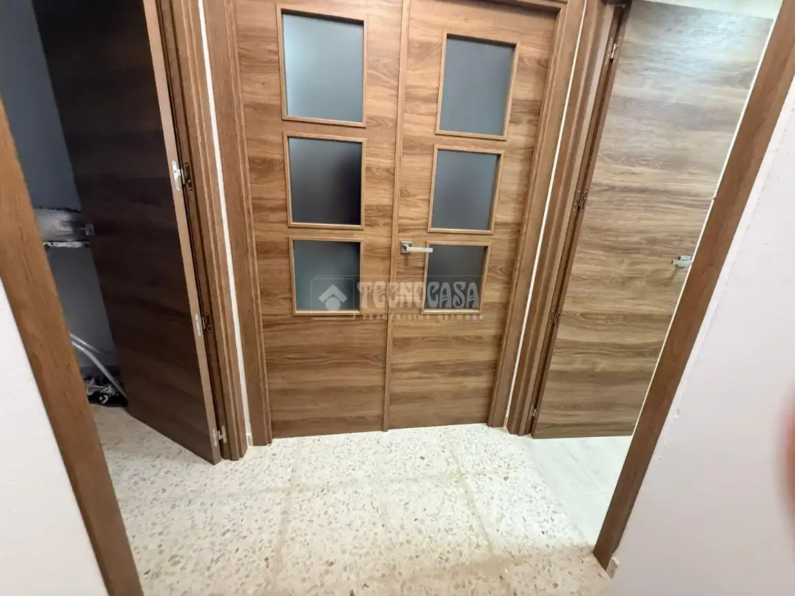 Wohnung zum Verkauf in Alcolea del Río mit Klimaanlage