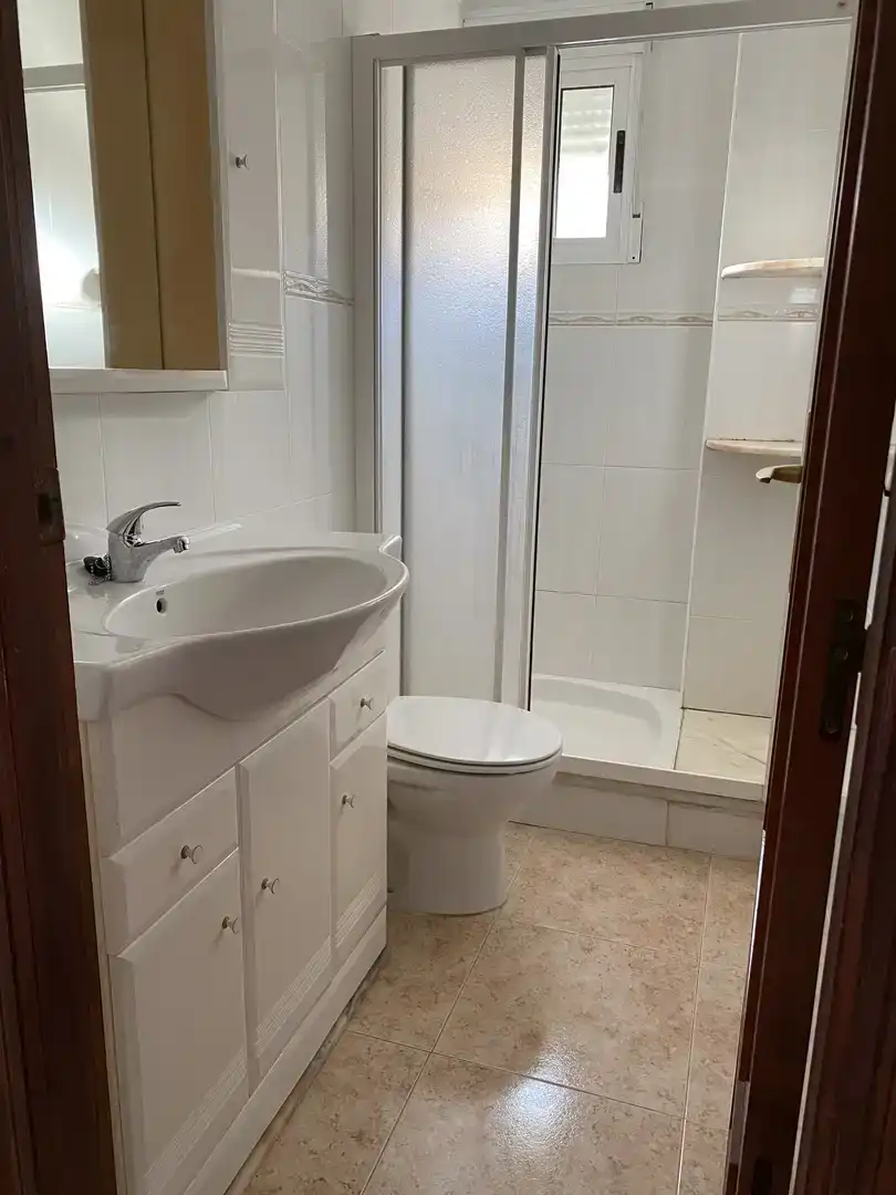 Baño de Casa o chalet de alquiler en Tavernes de la Valldigna con Jardín privado y Amueblado