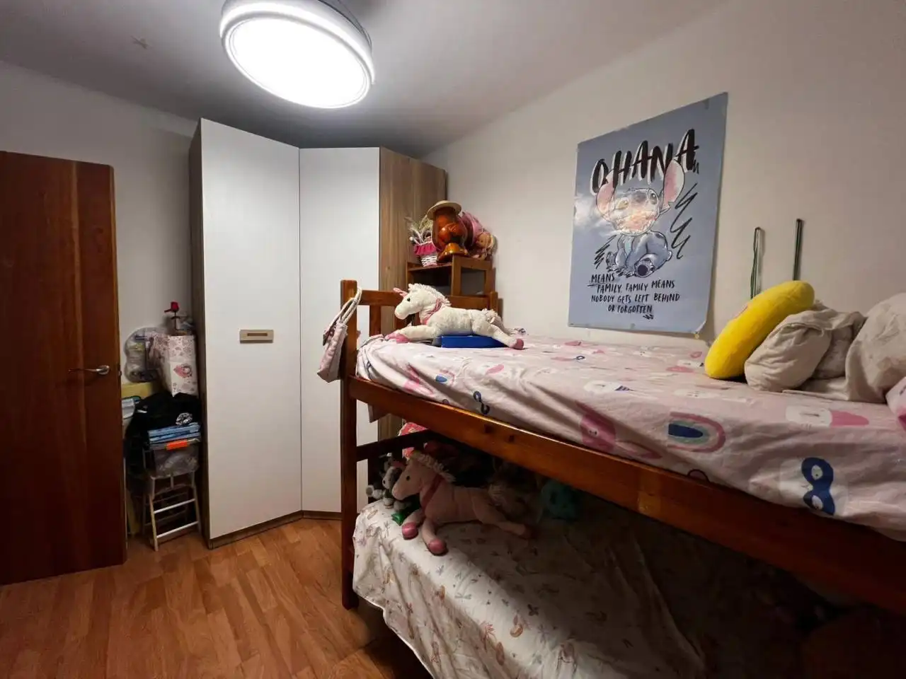 Bedroom of Flat for sale in Sevilla  with Air Conditioner and Heating