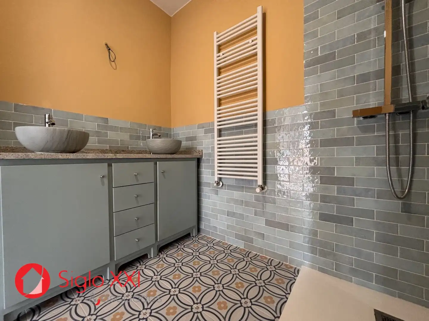 Bathroom of Houses for sale in Almazora / Almassora  with Heating, Terrace and Storage room