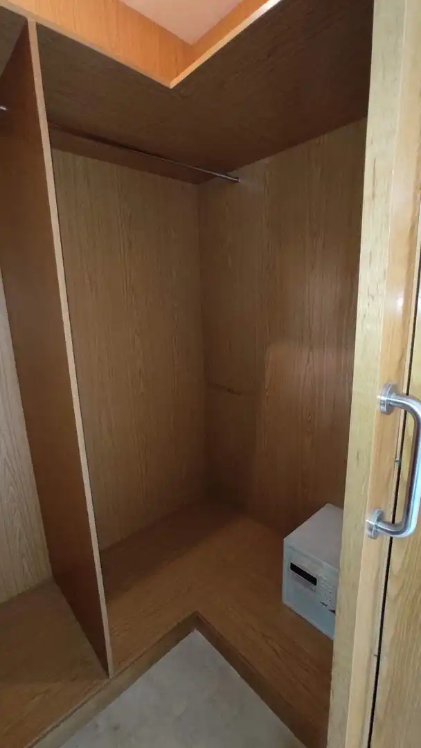 Büro zur Miete in Villa de Prado