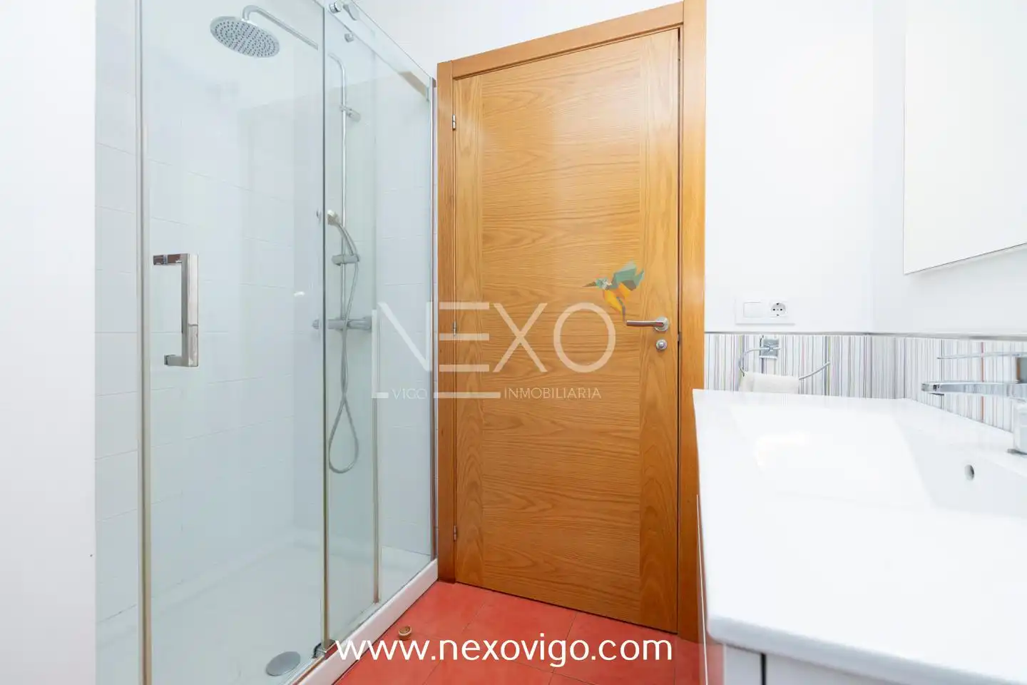 Bathroom of Houses for sale in Vigo   with Heating, Private garden and Terrace