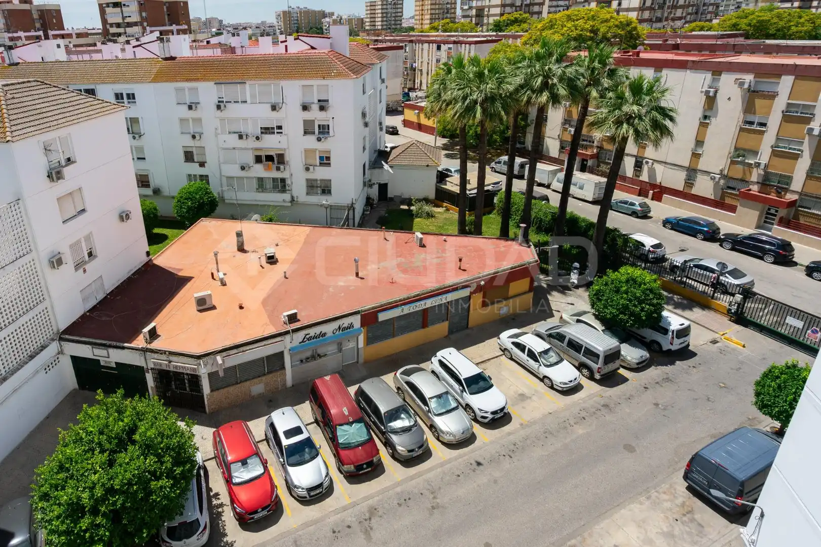 Parking of Flat for sale in Sevilla  with Balcony