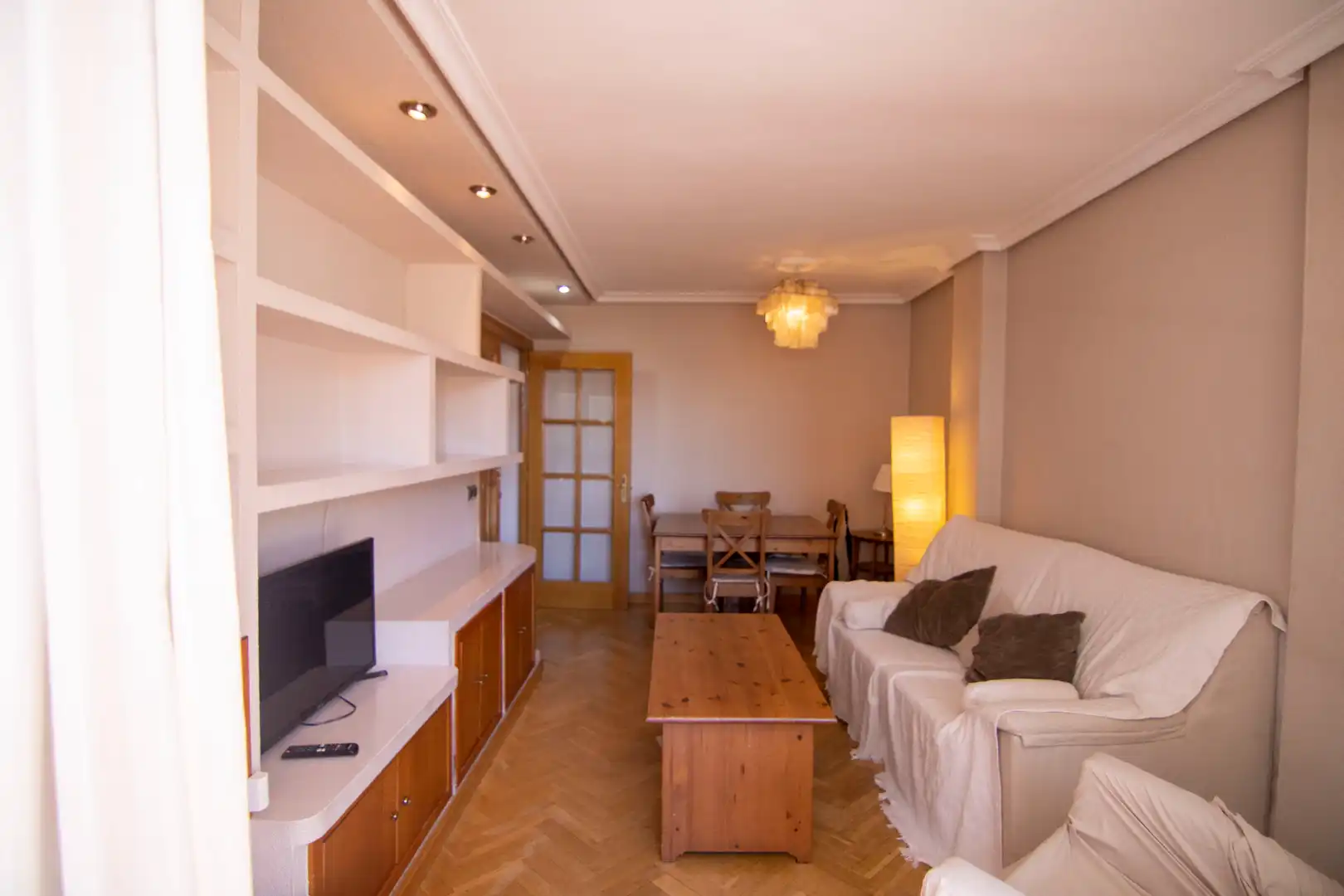 Wohnzimmer von Wohnung zum Verkauf in Madrid mit Klimaanlage, Heizung und Terrasse