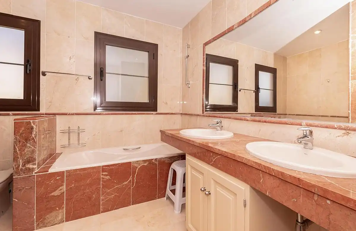 Apartament amb ascensor en venda a Estepona Pueblo, imagen 12