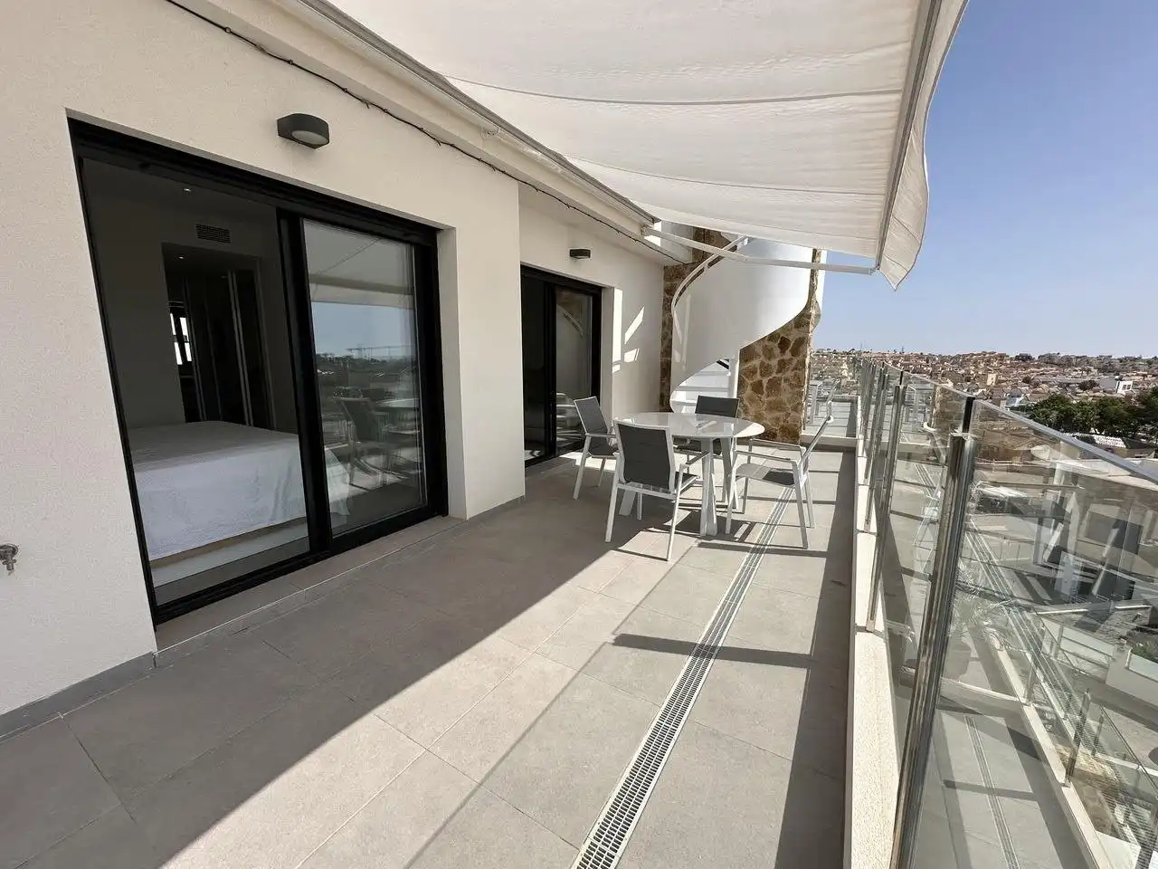 Terrassa de Àtic en venda en Orihuela amb Aire condicionat, Piscina i Moblat