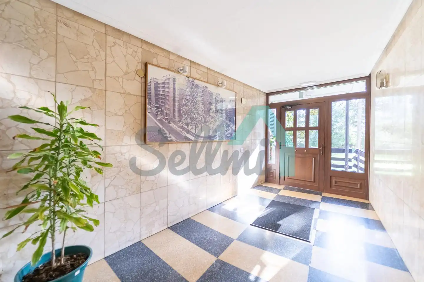 Piso en venta en Oviedo  con Calefacción, Parquet y Terraza