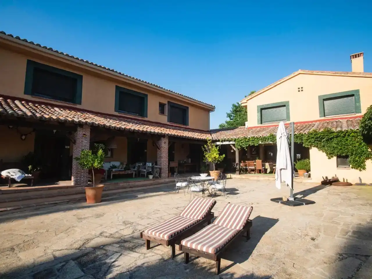 Terrassa de Finca rústica en venda en Garvín amb Aire condicionat, Jardí privat i Piscina