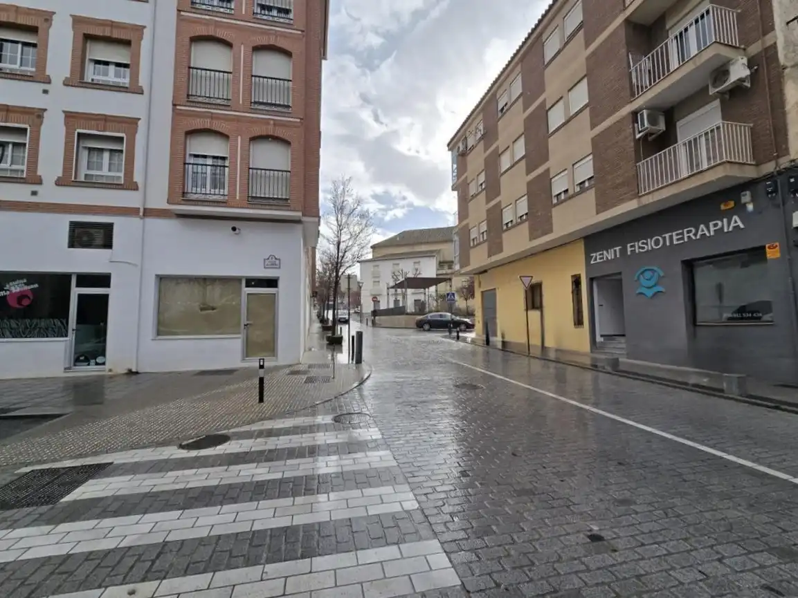 Local comercial en venda a Alameda, imagen 2