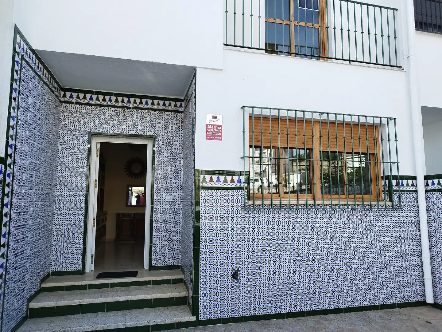 Casa aparellada en venda a Almadén de la Plata, imagen 4