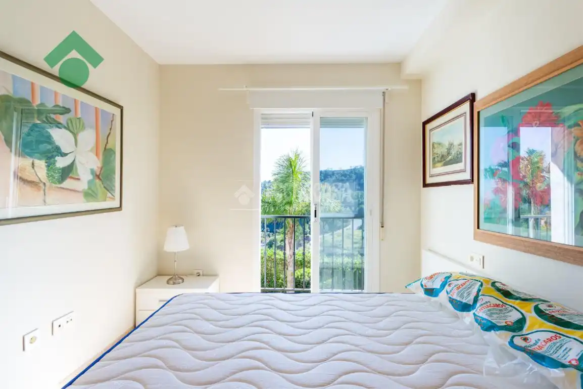 Habitación de Casa adosada en venta en Almuñécar con Aire acondicionado, Terraza y Amueblado