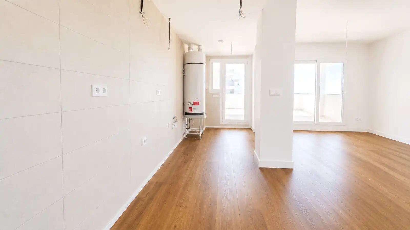 Flat with pool for sale in El Juncal - Vallealto, imagen 2