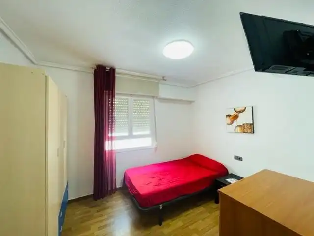 Habitación de Piso para compartir en Elche / Elx con Aire acondicionado, Terraza y Amueblado