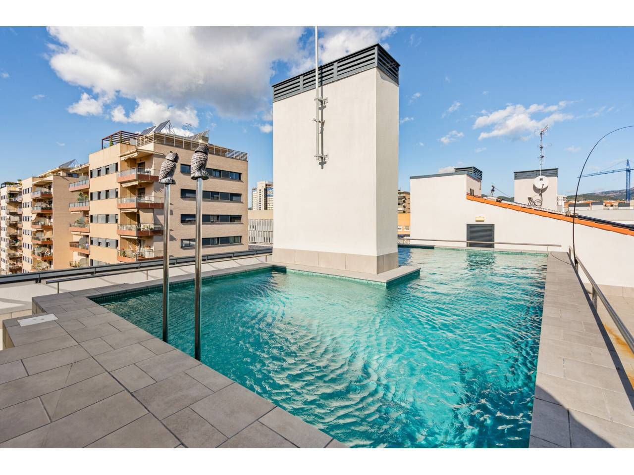 Swimming pool of Flat for sale in Terrassa  with Air Conditioner, Heating and Storage room