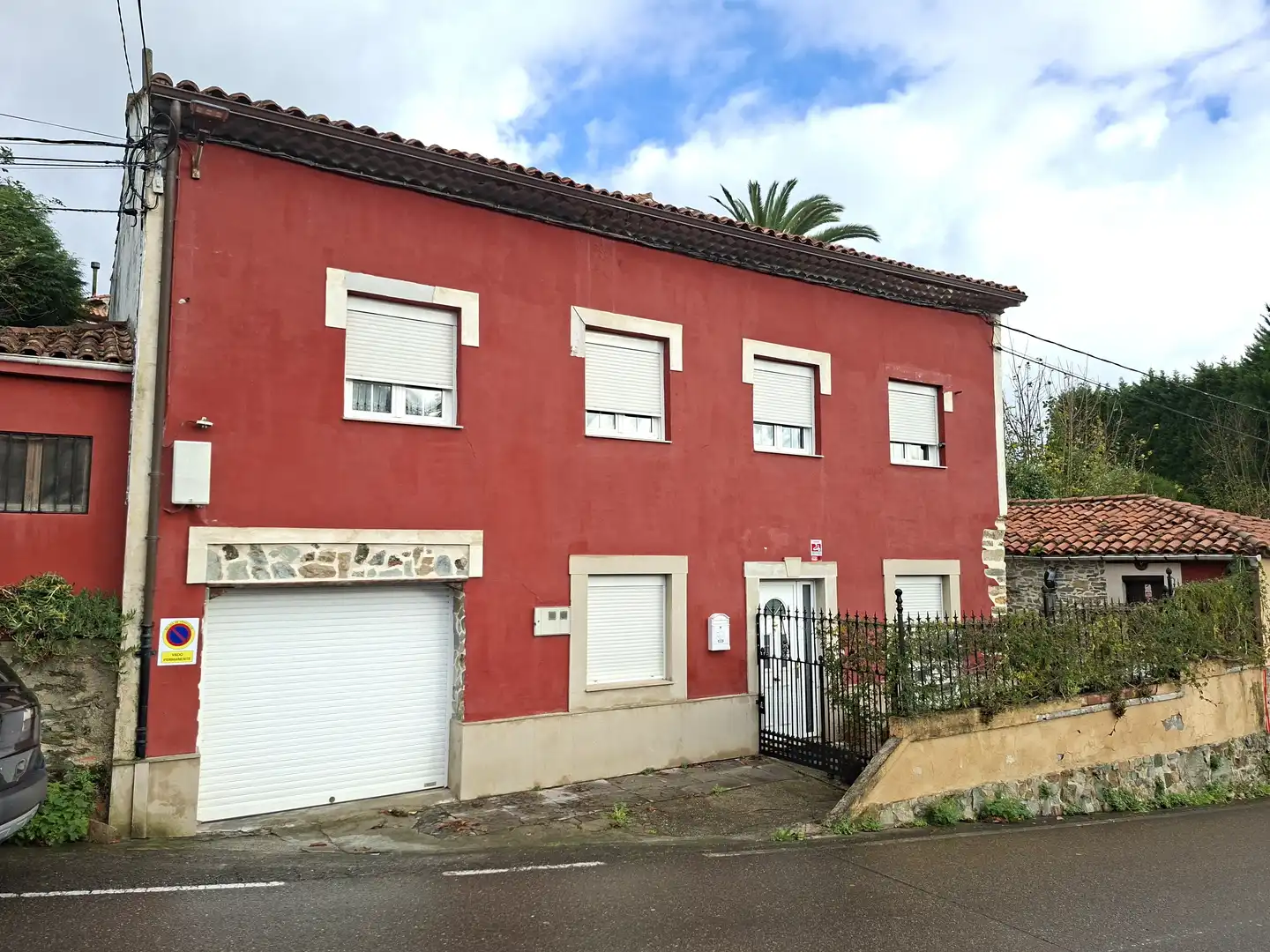 Vista exterior de Casa o chalet en venta en Cudillero