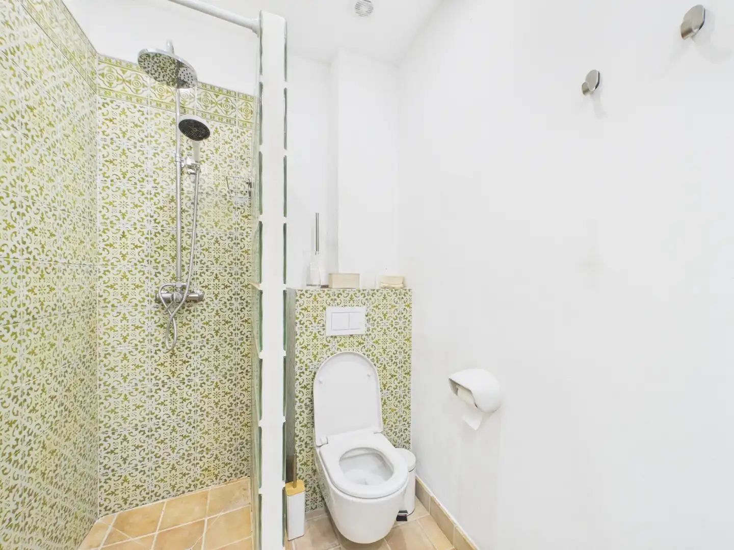 Bathroom of Flat for rent in  Palma de Mallorca  with Air Conditioner and Pets allowed