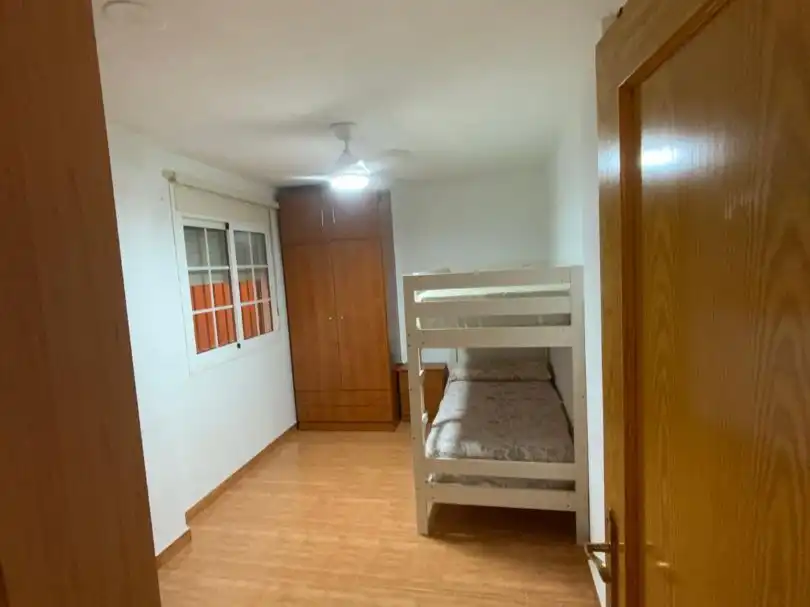 Habitación de Piso en venta en Roquetas de Mar con Amueblado, Horno y Lavadora