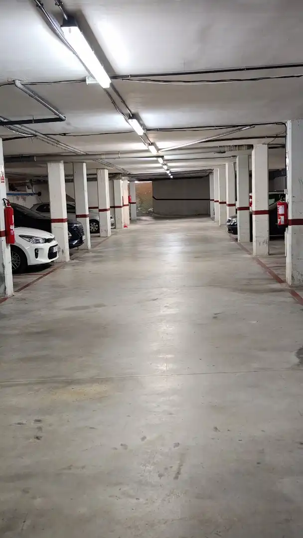 Parkplatz von Garage zum Verkauf in Cunit