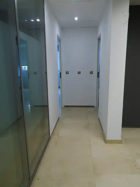 Office space with lift to rent in Calle General Vara de Rey 43, imagen 3