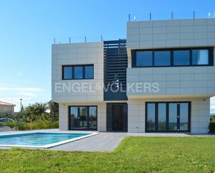 Exterior view of House or chalet for sale in L'Ametlla de Mar   with Air Conditioner, Heating and Private garden