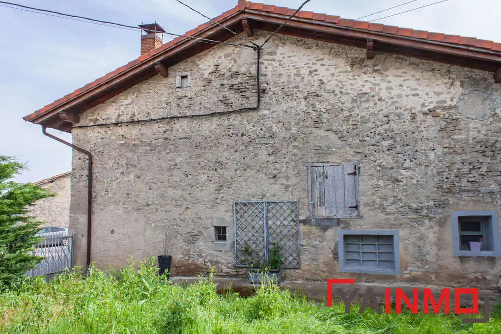 Vista exterior de Casa o xalet en venda en Vitoria - Gasteiz amb Calefacció, Jardí privat i Terrassa