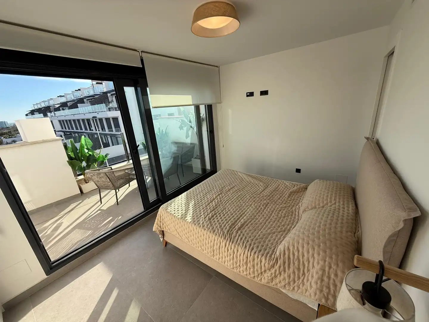 Habitación de Casa o chalet en venta en Guardamar del Segura con Aire acondicionado, Jardín privado y Terraza