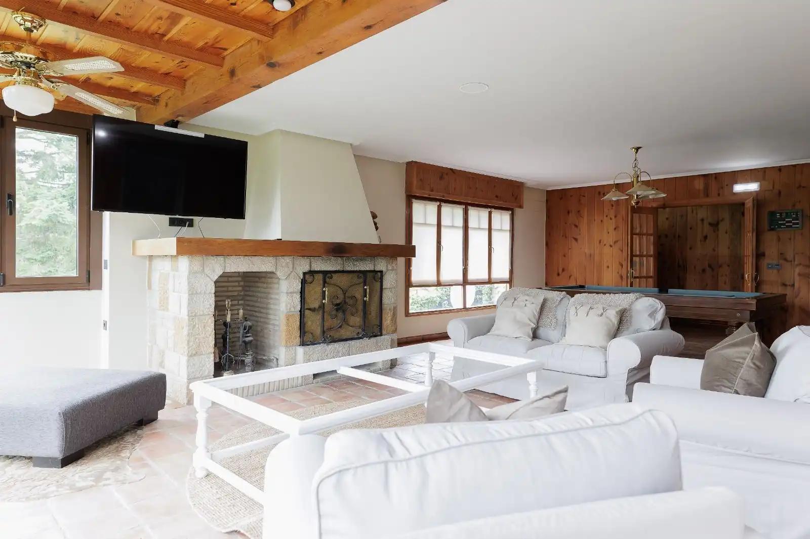 Sala de estar de Casa o chalet en venta en Piloña con Jardín privado, Amueblado y Alarma