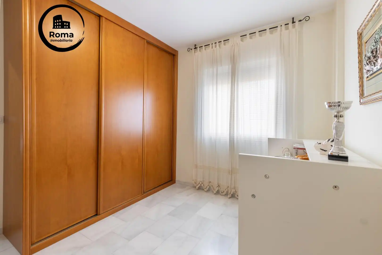 Schlafzimmer von Einfamilien-Reihenhaus zum Verkauf in Vegas del Genil mit Klimaanlage, Heizung und Terrasse