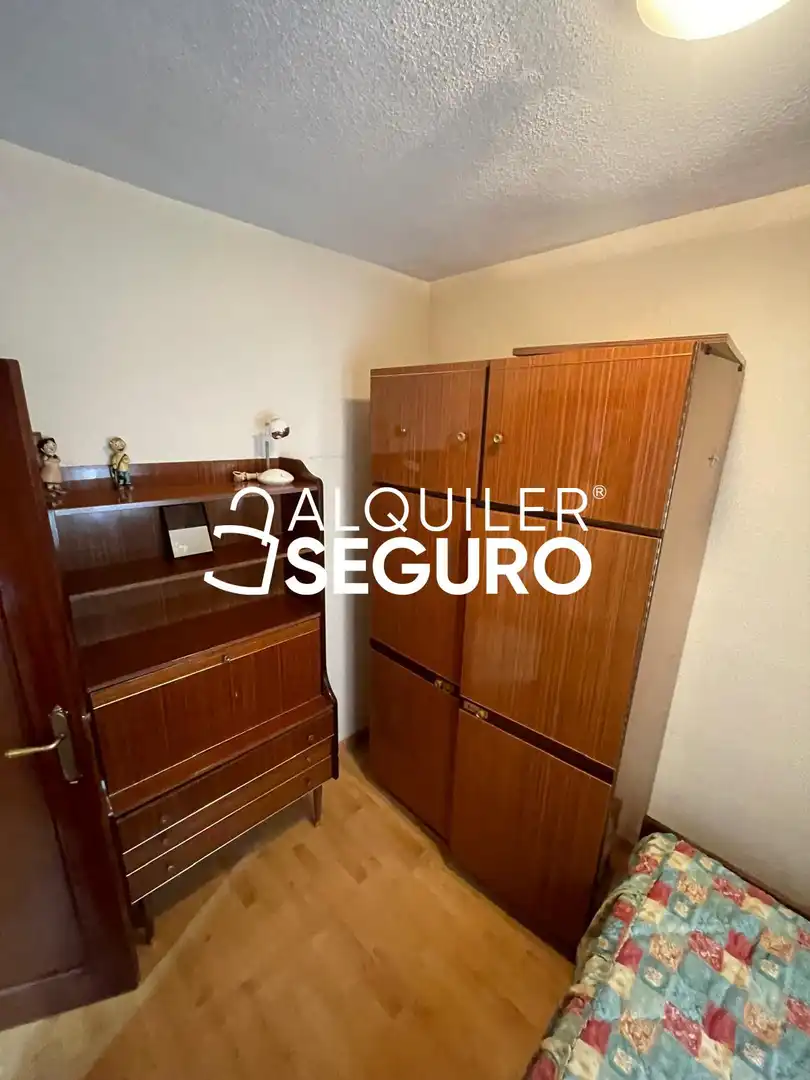 Bedroom of Flat for rent in Latina