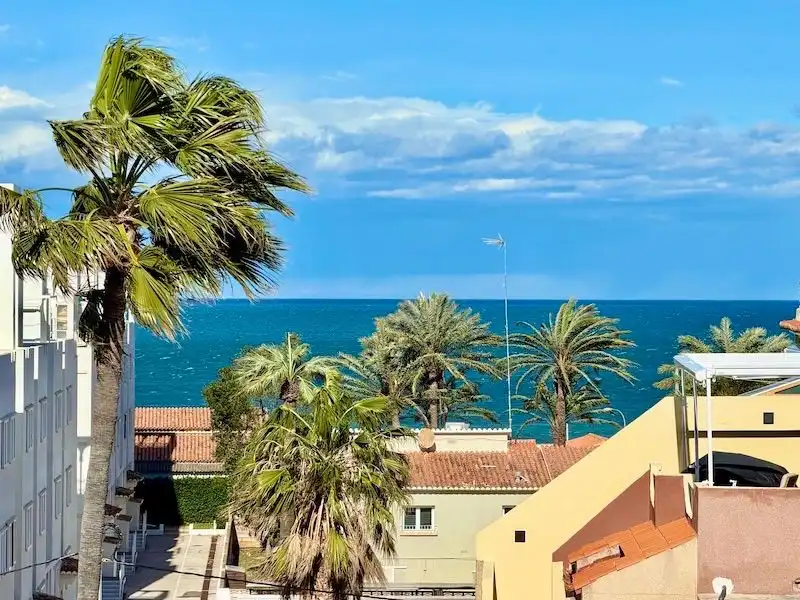Vista exterior de Ático en venta en Dénia con Aire acondicionado, Calefacción y Terraza