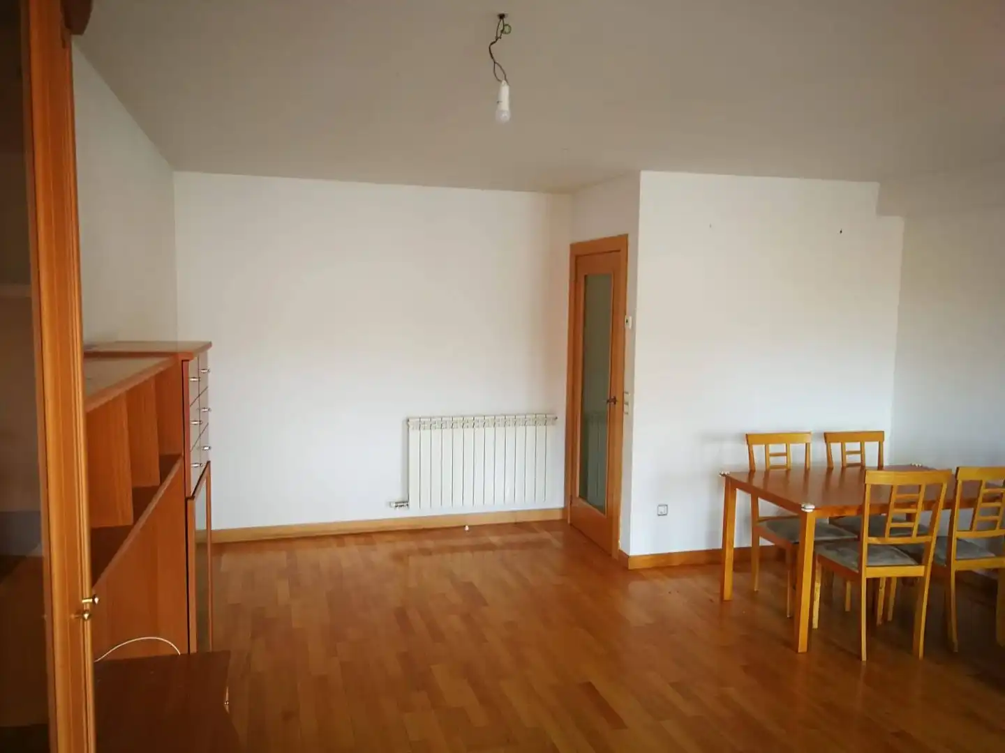 Comedor de Piso en venta en Villares de la Reina con Calefacción, Horno y Microondas