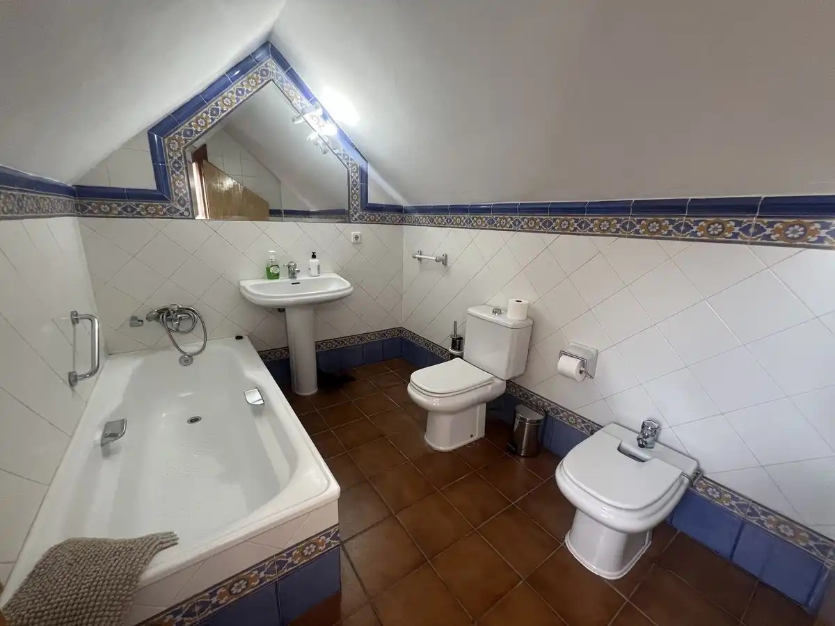 Bany de Casa adosada en venda en Marbella amb Terrassa i Alarma
